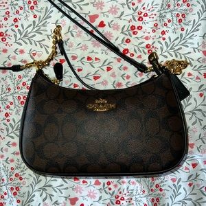 Coach terri shoulder bag